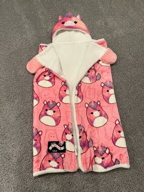 Squishmallow hooded throw blanket